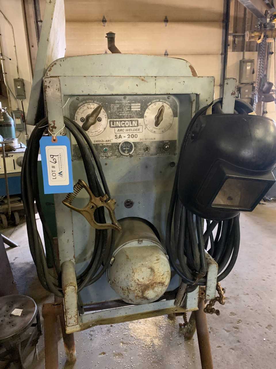 Lincoln SA-200 Generator Arc Welder - WELDING EQUIPMENT