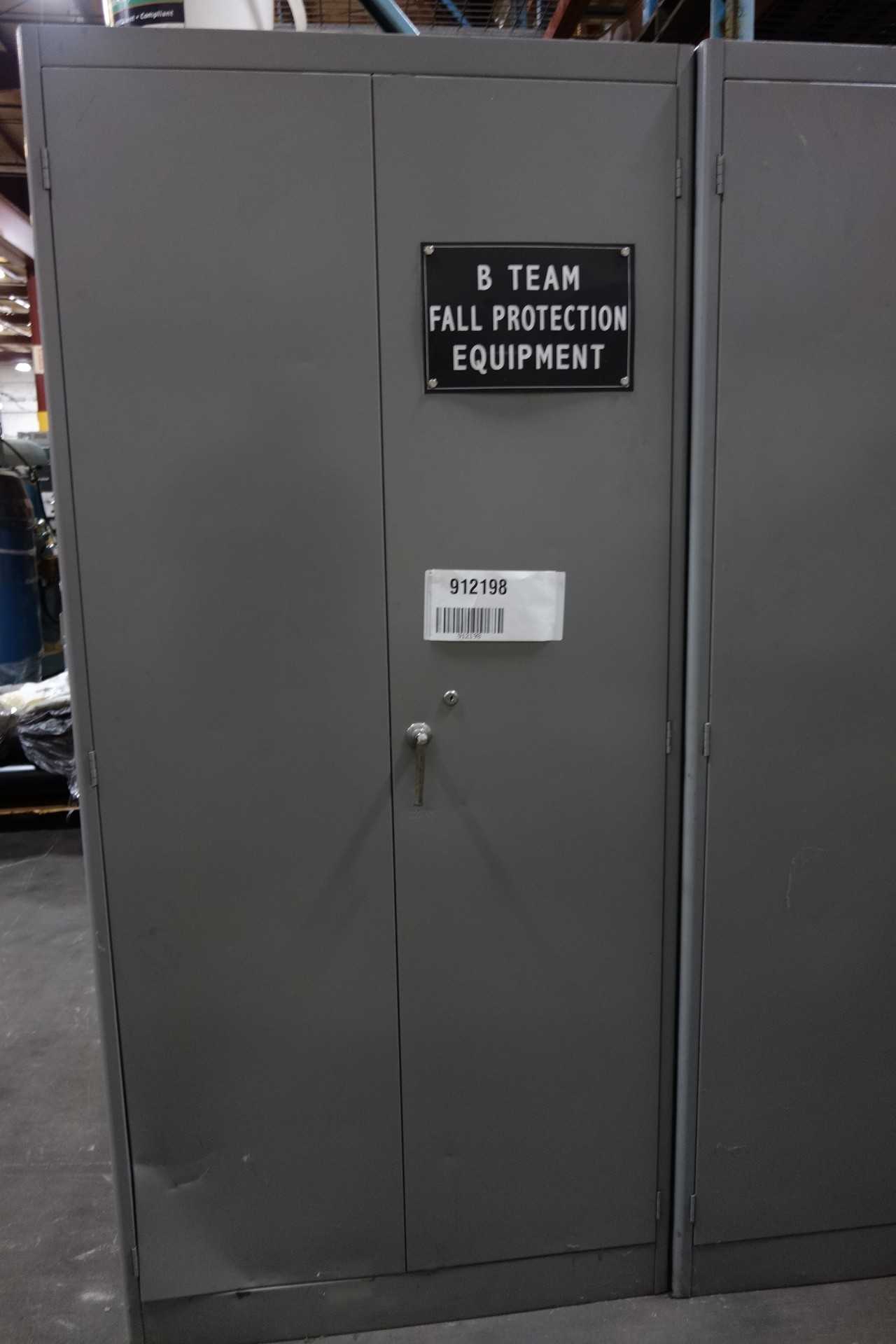 STORAGE CABINET - TOOL STORAGE