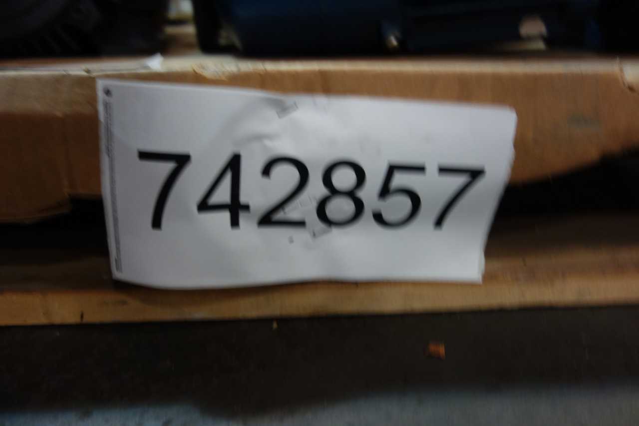 1 PALLET OF ASSORTED AC MOTORS, ELECTRIC MOTOR REPLACEMENT PART- MITSUBISHI, RELIANCE, US MOTORS - ELECTRIC MOTORS