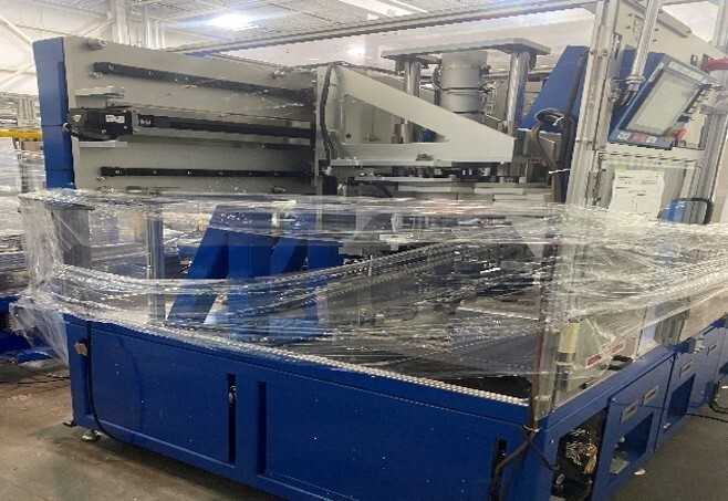 TWISTING EQUIPMENT WITH VISION SYSTEM