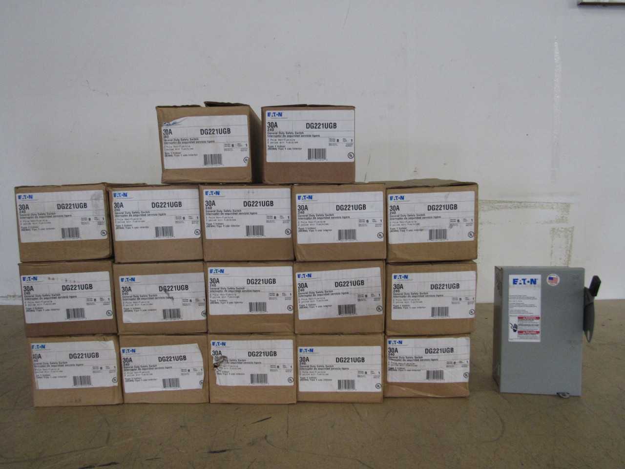 Lot of Quantity 17x DG221UGB Disconnect Switches - DISCONNECT SWITCHES