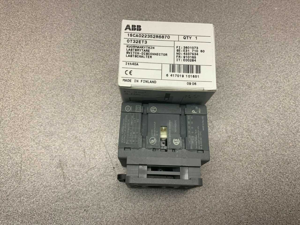 NEW IN BOX ABB DISCONNECT SWITCH 1SCA022352R6870 - DISCONNECT SWITCHES