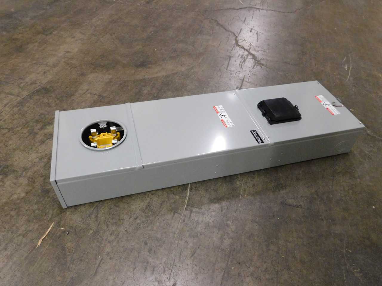Lot of 1 Meter/Test Block/Breaker Enclosure - CIRCUIT BREAKERS