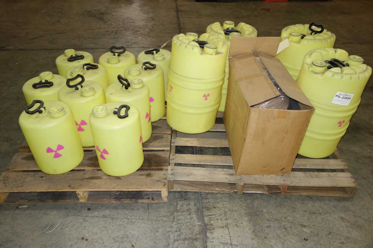 2 PALLETS OF ASSORTED POLY CHEMICAL CONTAINERS 15GAL & 5GAL, COVERS - ELECTRICAL COMPONENTS