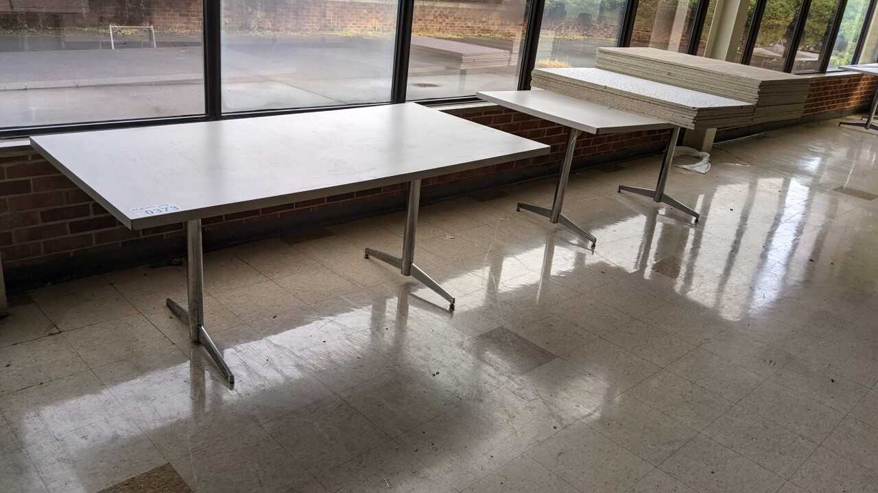 LOT OF 9 LUNCH ROOM TABLES - PLANT & FACILITY