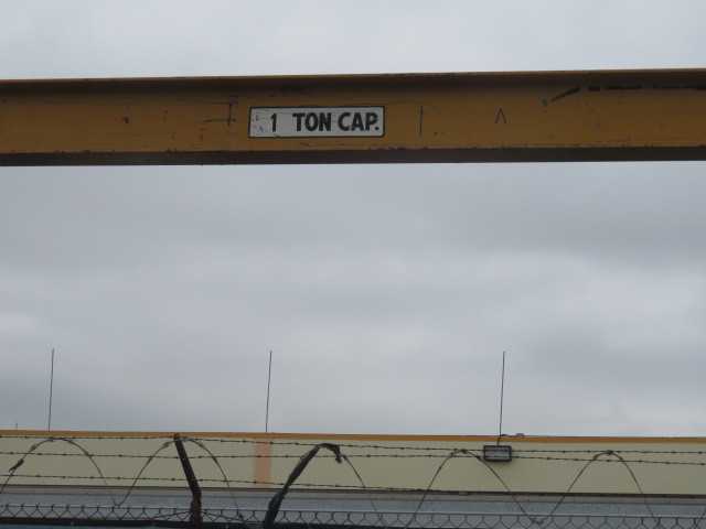 1 Ton crane 20 feet wide - PLANT & FACILITY EQUIPMENT