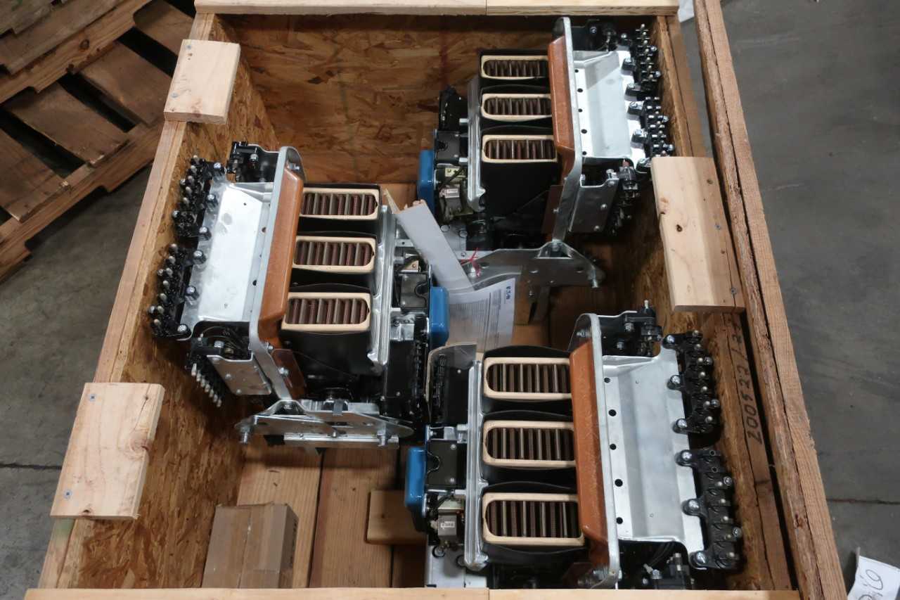 LOT OF 3 GE LOW VOLTAGE POWER CIRCUIT BREAKER SWITCHGEARS - SWITCHGEAR