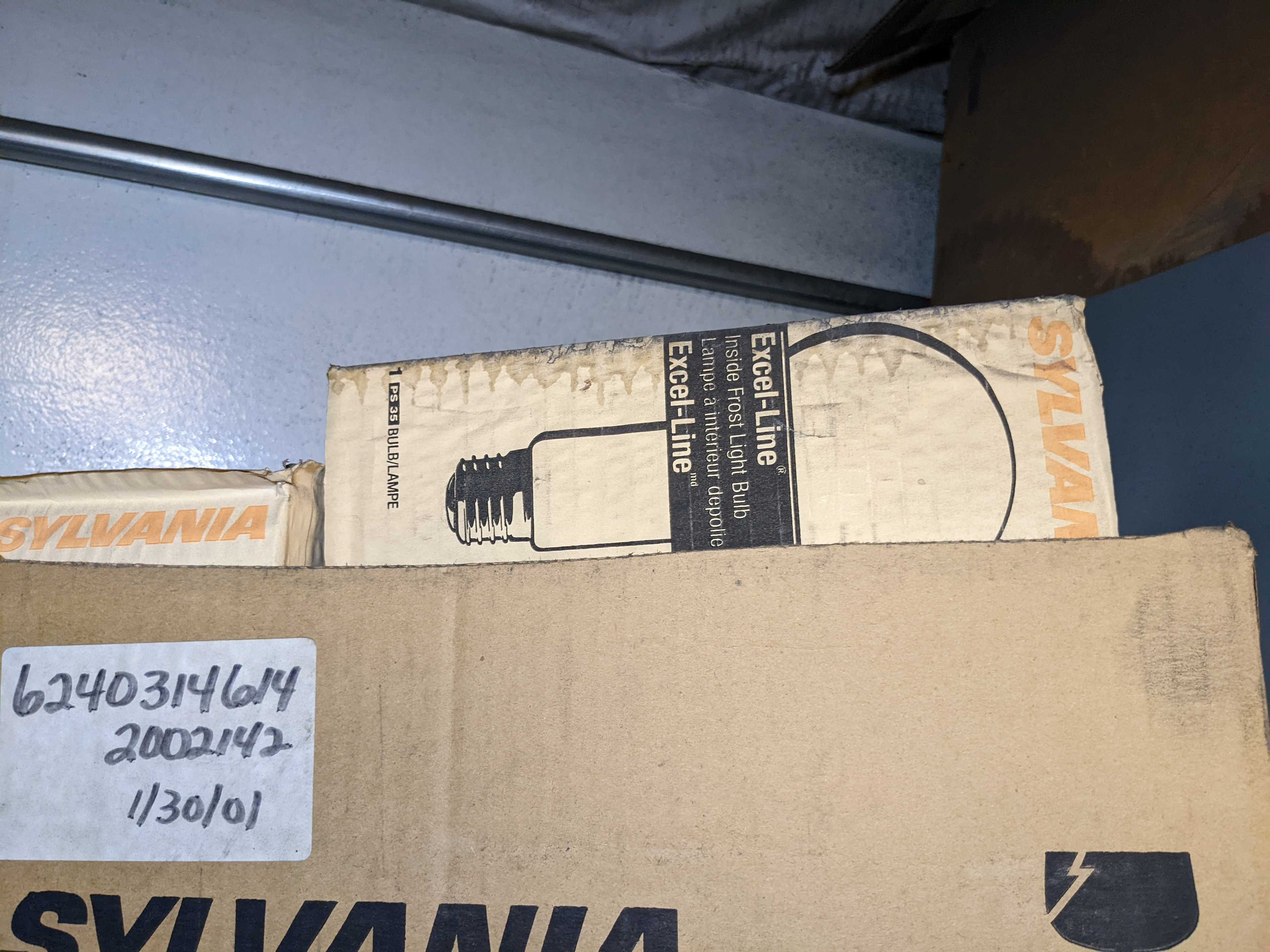 CONTENTS OF SHELVING - INDUSTRIAL PARTS