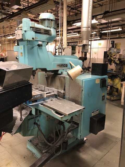 Hurco KM3P CNC Milling Machine - CNC MACHINING CENTERS