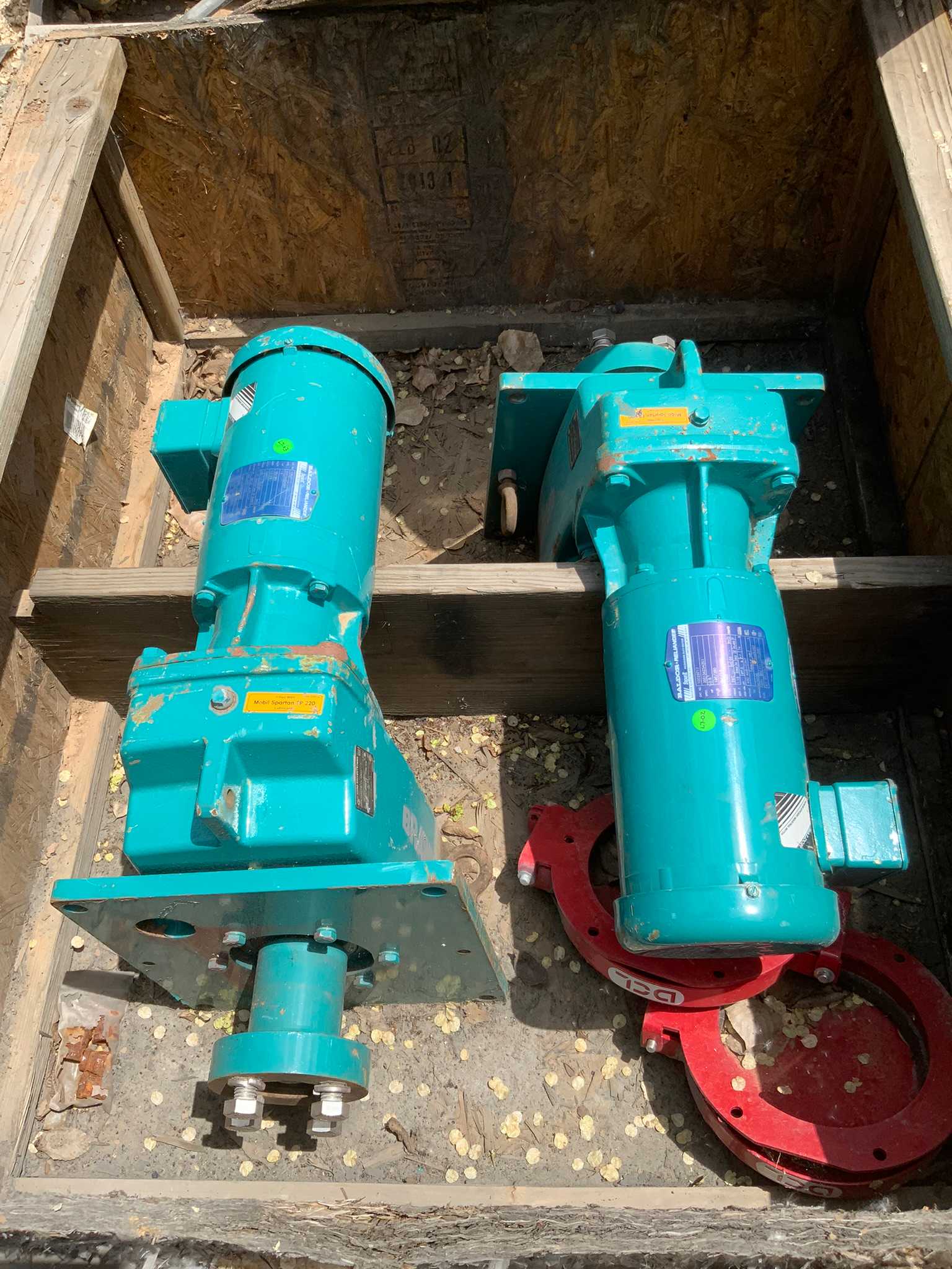 Bulk Lot of Baldor/Nord and Baldor Brawn Mixers & Agitators - INDUSTRIAL PARTS