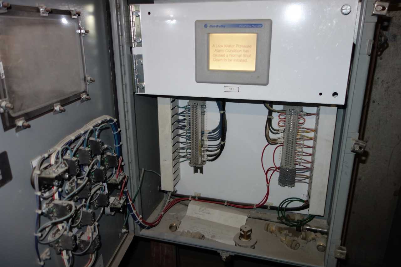 ELECTRICAL CONTROL CABINET WITH CONTENTS ALLEN BRADLEY PANELVIEW PLUS 600 MICROLOGIX 1200 PLC RACK - AUTOMATION & CONTROLS
