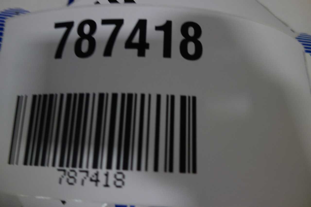 PALLET OF HANGING LIGHT FIXTURES - LIGHTING