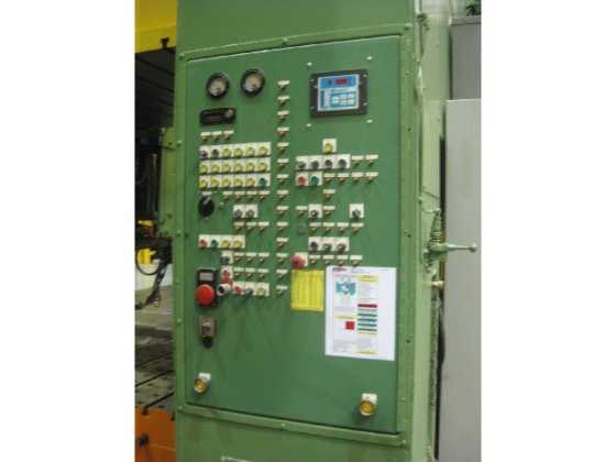 600 ton Schuler Press 2-2 - PRESSES