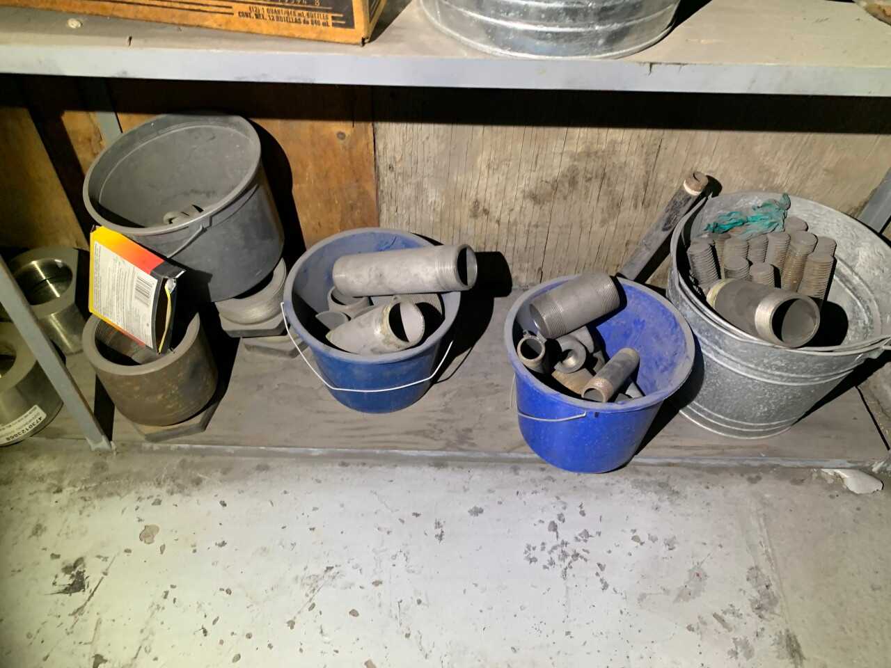 CONTENTS OF SHELVING - PALLET JACKS