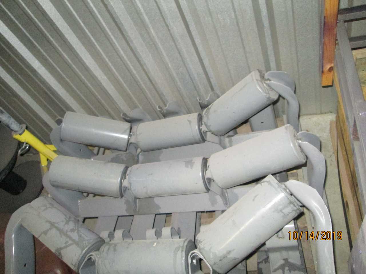 LOT OF ASSORTED STEPHEN-ADAMSON CEMA C CONVEYOR IDLERS - MATERIAL HANDLING
