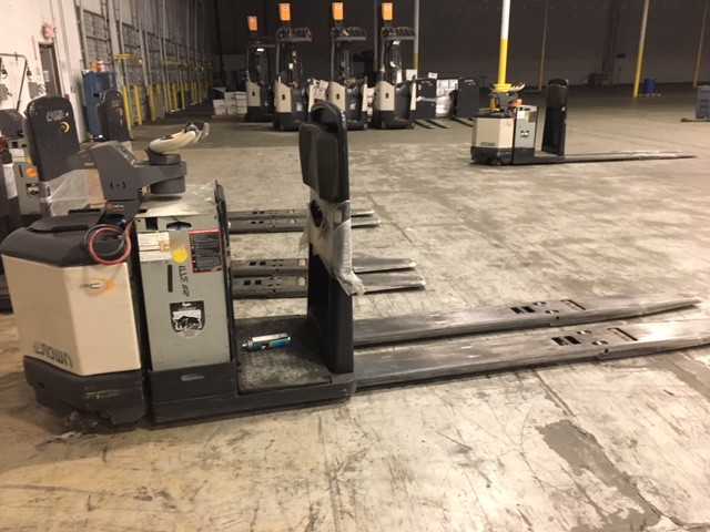 2012 CROWN PC4500-80 CENTER RIDER PALLET JACK, SUWANEE, GA - MATERIAL HANDLING