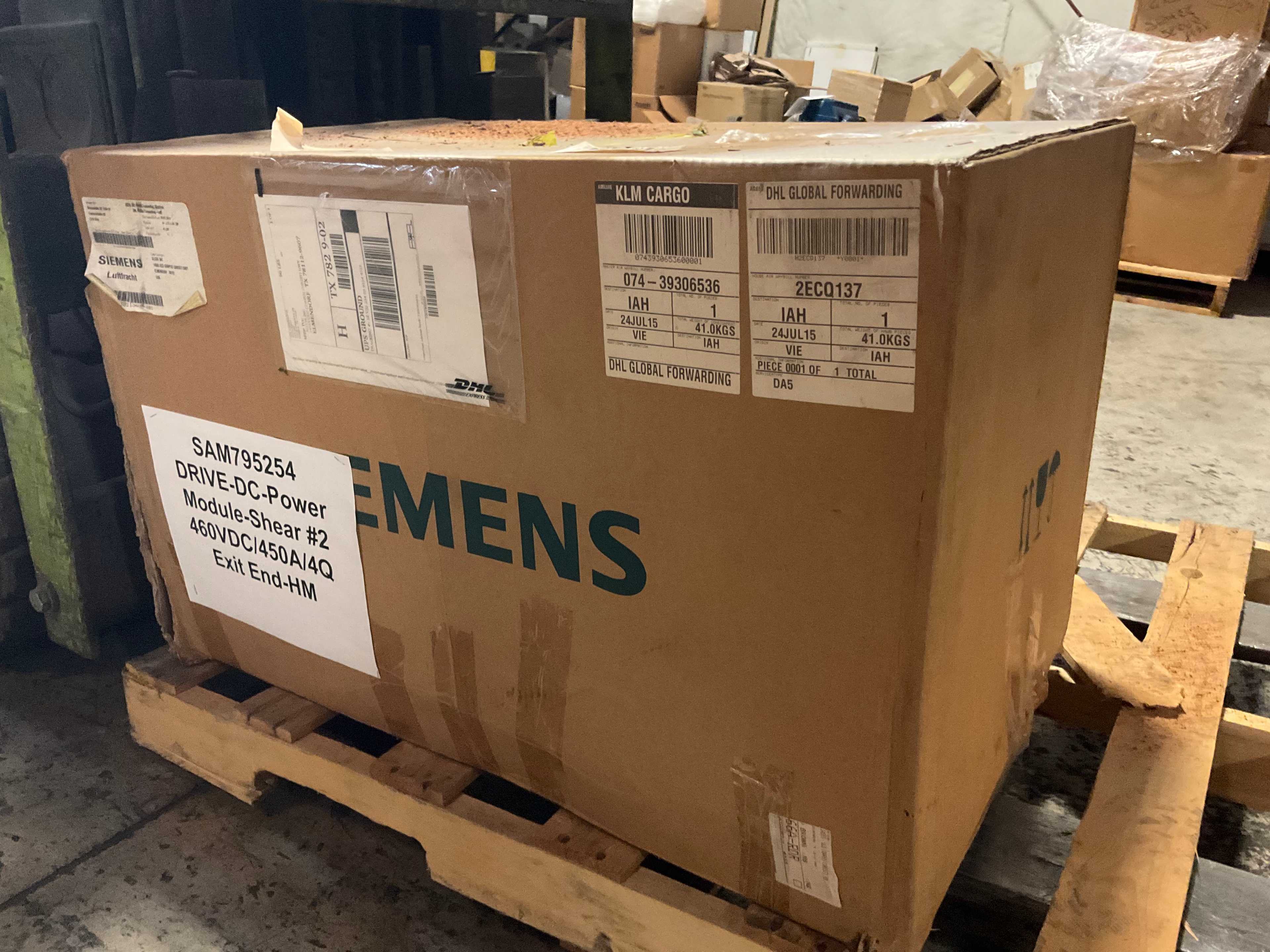 SIEMENS CORP 6RA7082-6FV62-0-Z DC DRIVE - DC DRIVES SIEMENS CORP 6RA7082-6FV62-0-Z DC DRIVE - DC DRIVES