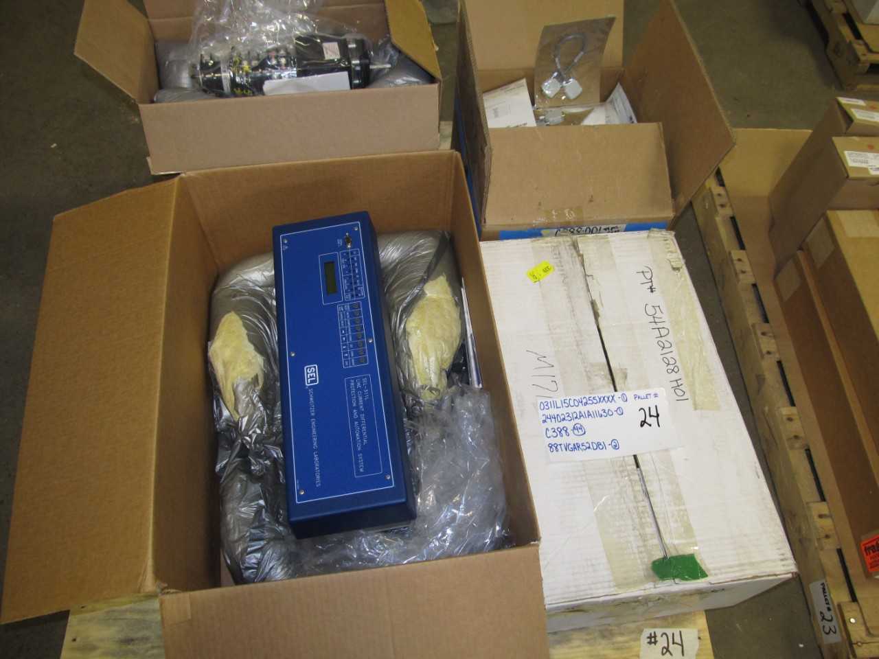 Lot of Misc relays, electroswitches - ELECTRICAL COMPONENTS