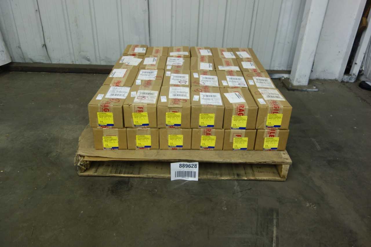 LOT OF 24 NEW IN BOX SQUARE D FHL2600MV MOLDED CASE SWITCHES - ELECTRICAL COMPONENTS