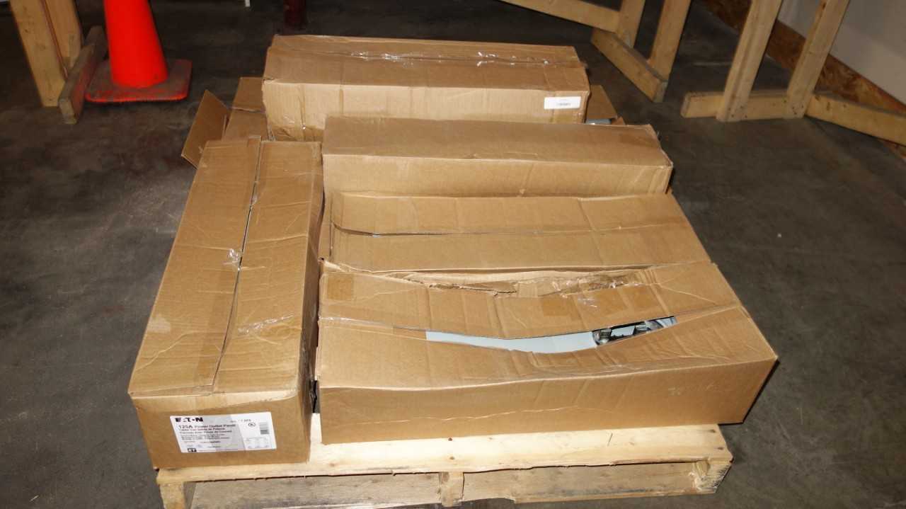 1 PALLET OF EATON 125A, 150A SOCKET POWER OUTLET PANELS - ELECTRICAL COMPONENTS