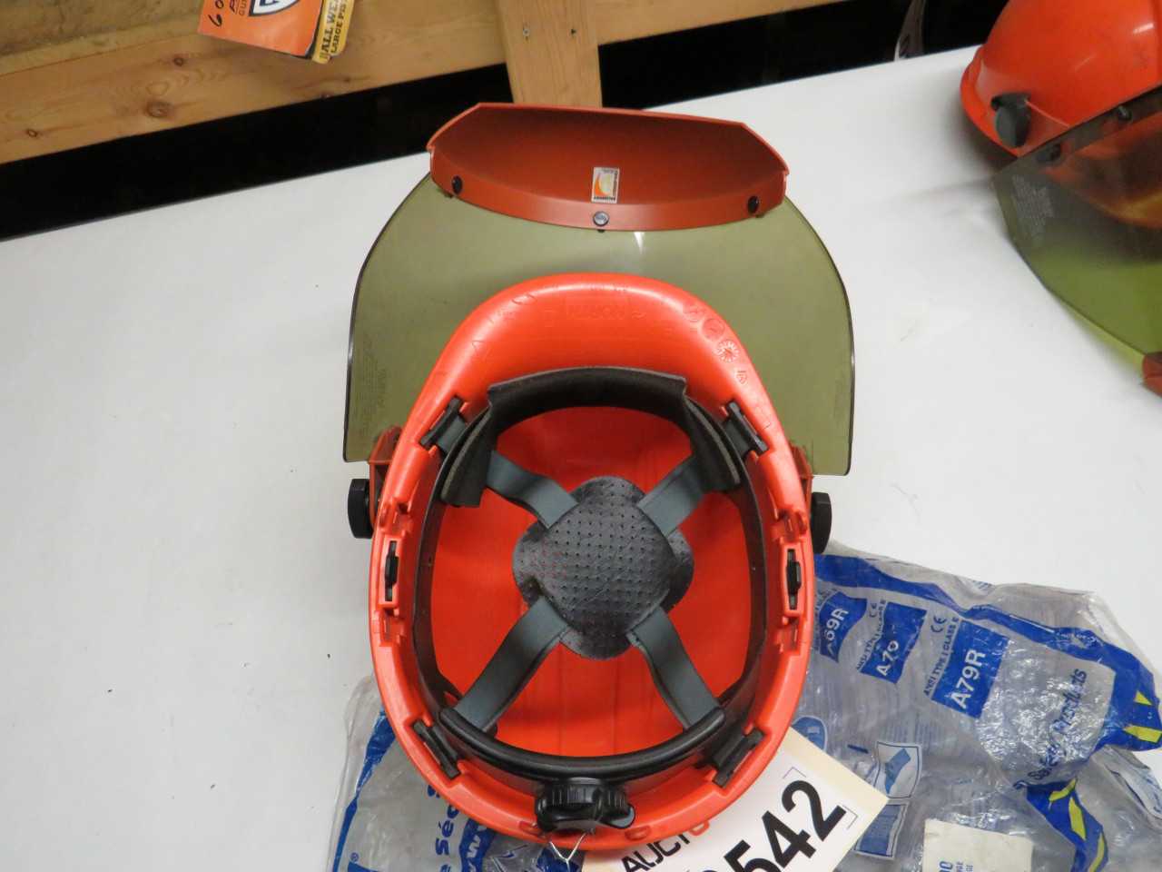 SALISBURY SAFETY HAT W/ AS1000FS ELECTRIC ARC FLASH FACE SHIELD - WELDING EQUIPMENT