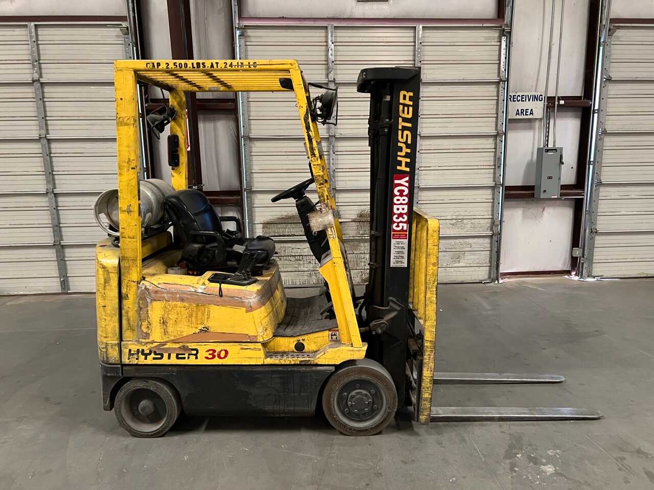 HYSTER S30XM LP FORKLIFT 2500LB (NEW MEXICO) - FORKLIFTS