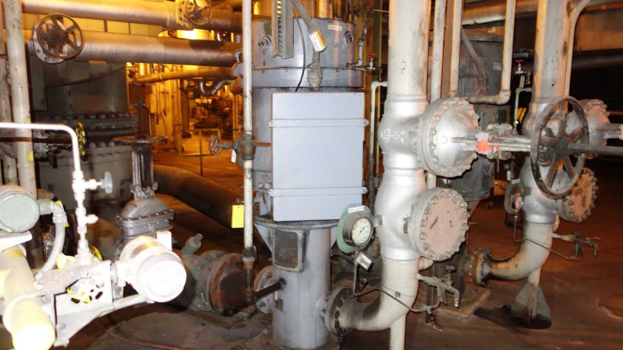PUMP & MOTOR WORKS 250HP 2300V-AC VERTICAL PUMP MOTOR - ELECTRIC MOTORS
