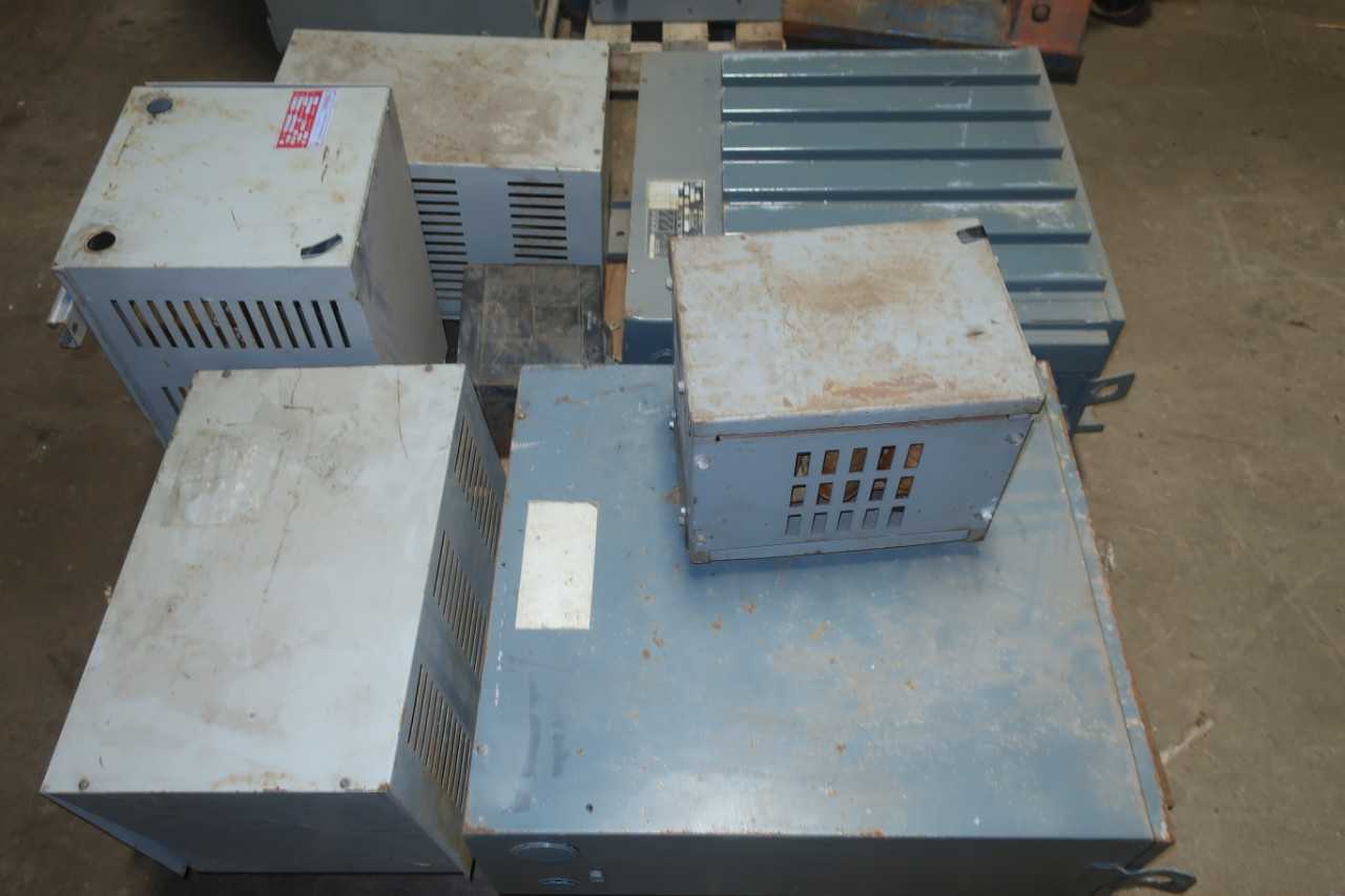 LOT OF ASSORTED TRANSFORMERS - CONTROL TRANSFORMERS