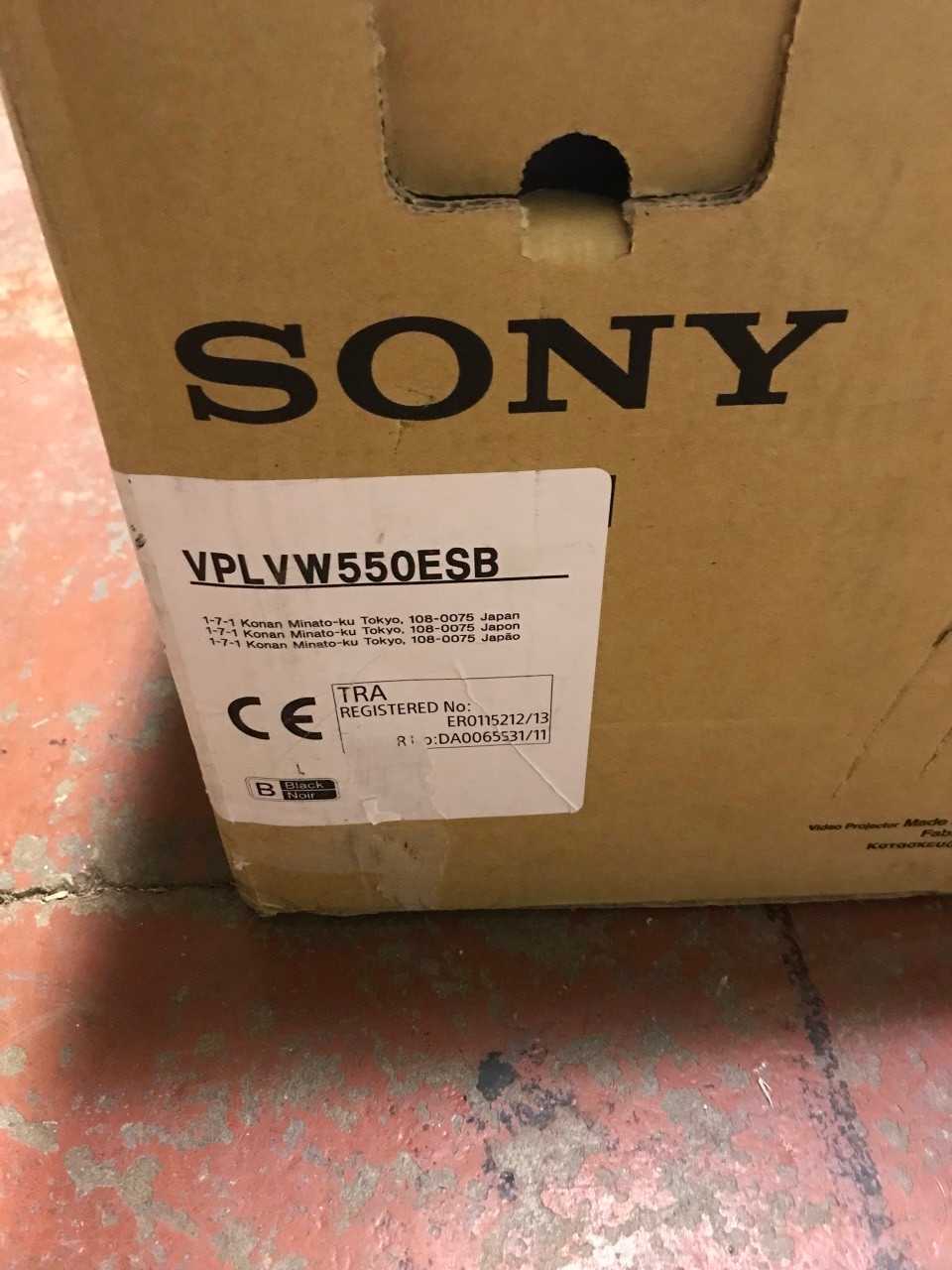 Sony VW550 Projector - Demo Stock - MISCELLANEOUS