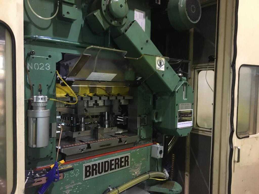 Bruderer 41T High Speed Press with Feeder. - PRESSES