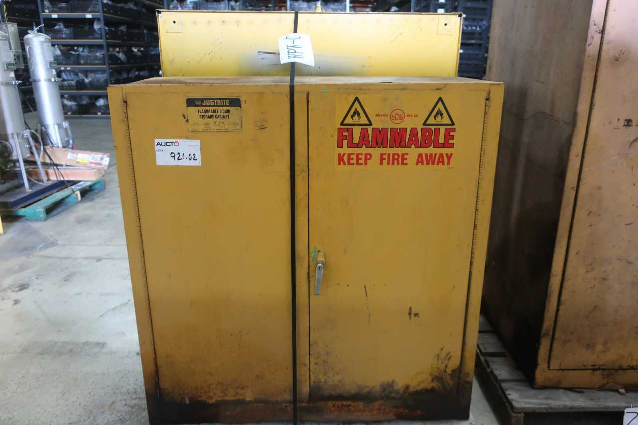 2 PALLETS OF ASSORTED CHEMICAL SAFETY CABINETS - SAFETY EQUIPMENT