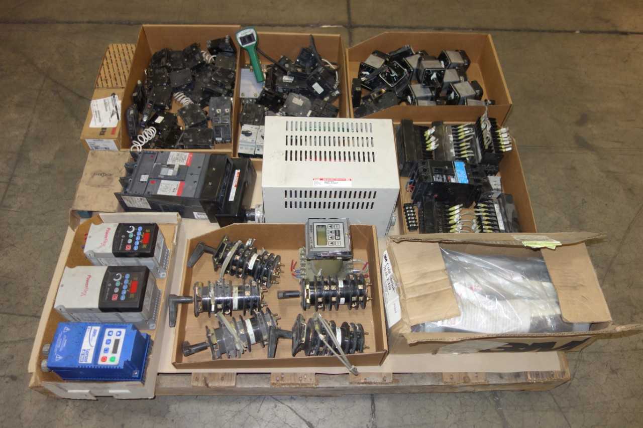 1 PALLET OF ASSORTED ELECTRICAL CONTROLS, CIRCUIT BREAKERS, DRIVES, RELAYS, TIMERS., BEARINGS, ALLEN BRADLEY, GENERAL ELECTRIC, SIEMENS - ELECTRICAL COMPONENTS