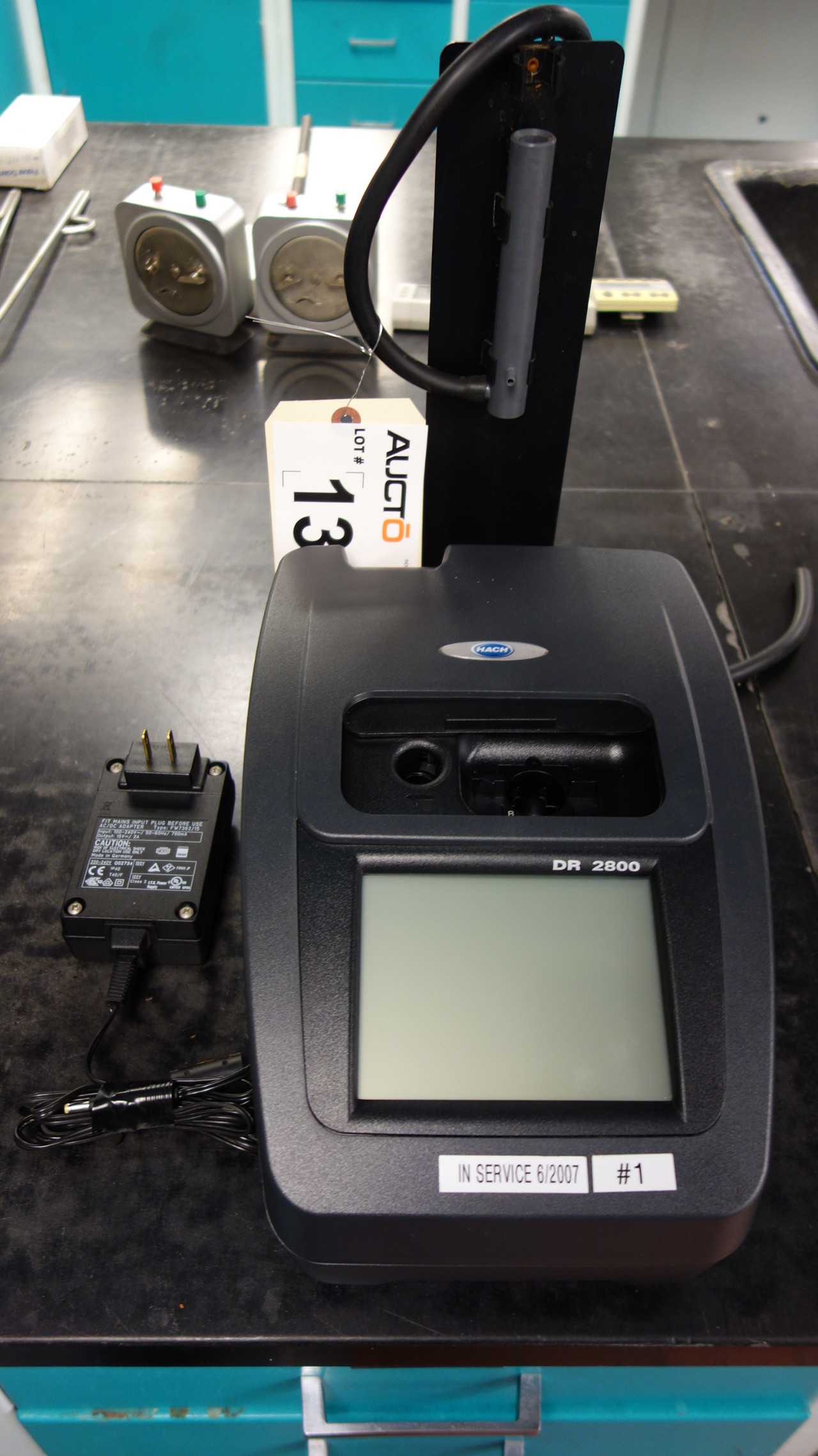 HACH DR2800 PORTABLE SPECTROPHOTOMETER - PLANT & FACILITY