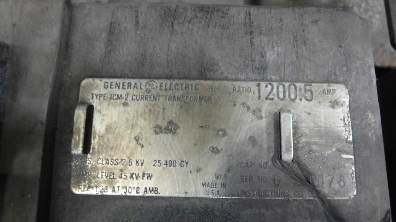 Lot of General Electric Current Transformers - CONTROL TRANSFORMERS