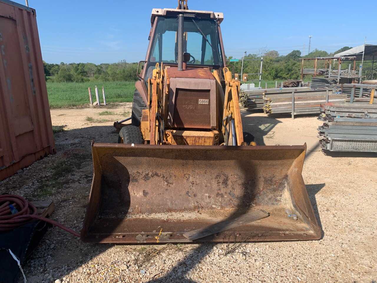 CASE 580SK LOADER-BACKHOE - BACKHOES
