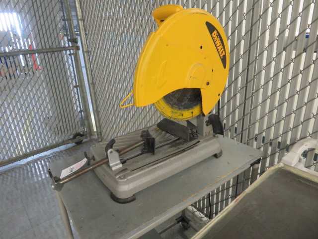 DeWalt Saw - MISCELLANEOUS
