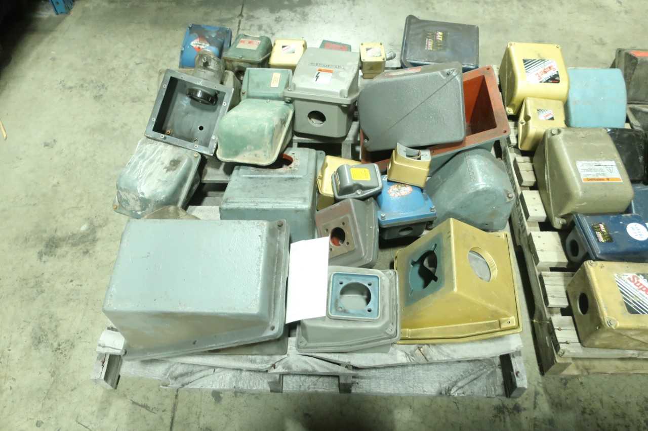 2 PALLETS OF ASSORTED ELECTRIC MOTOR PARTS ELECTRICAL BOXES SIEMENS BALDOR - MISCELLANEOUS