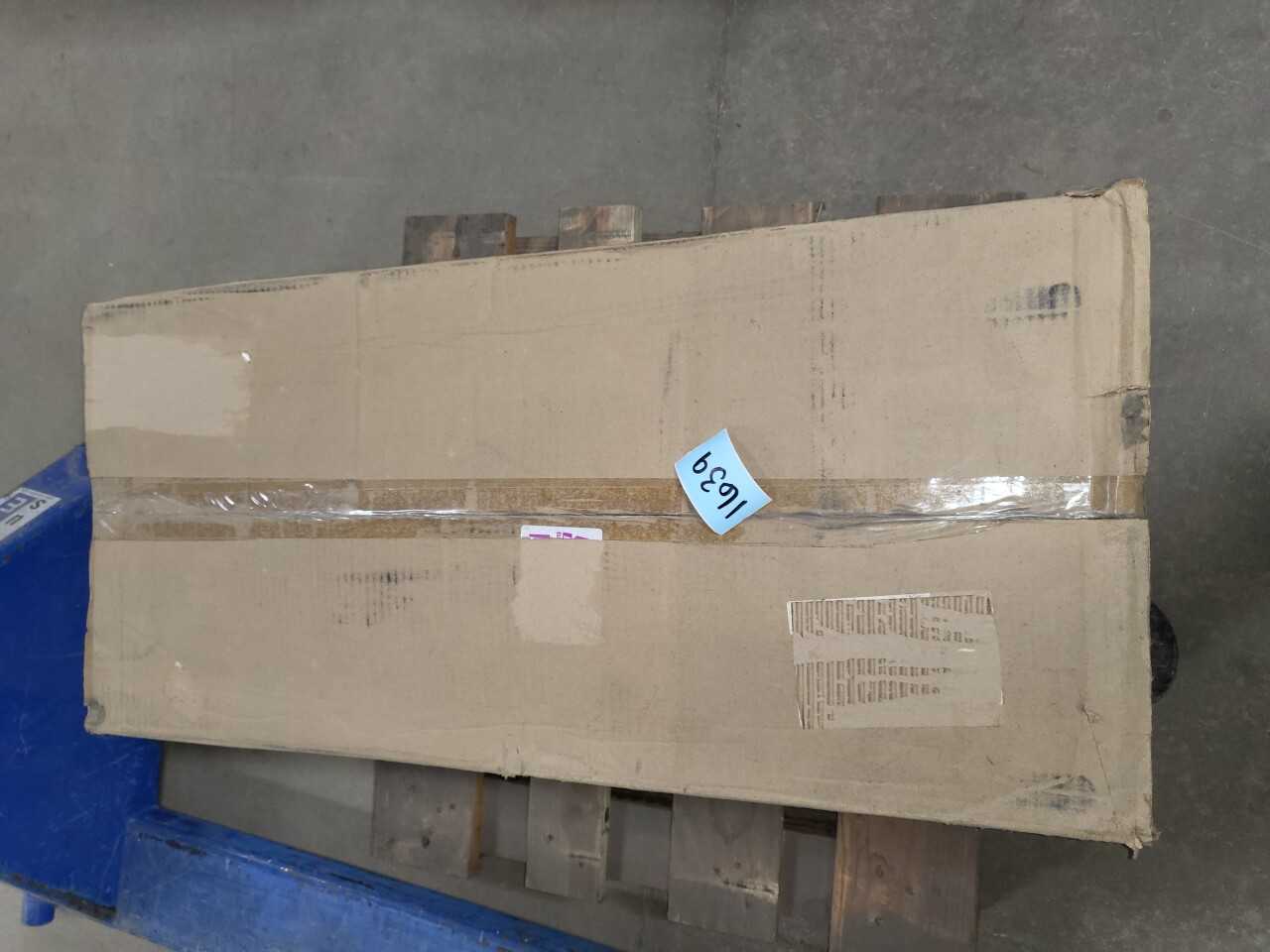 GE Main Breaker Load Center - CIRCUIT BREAKERS