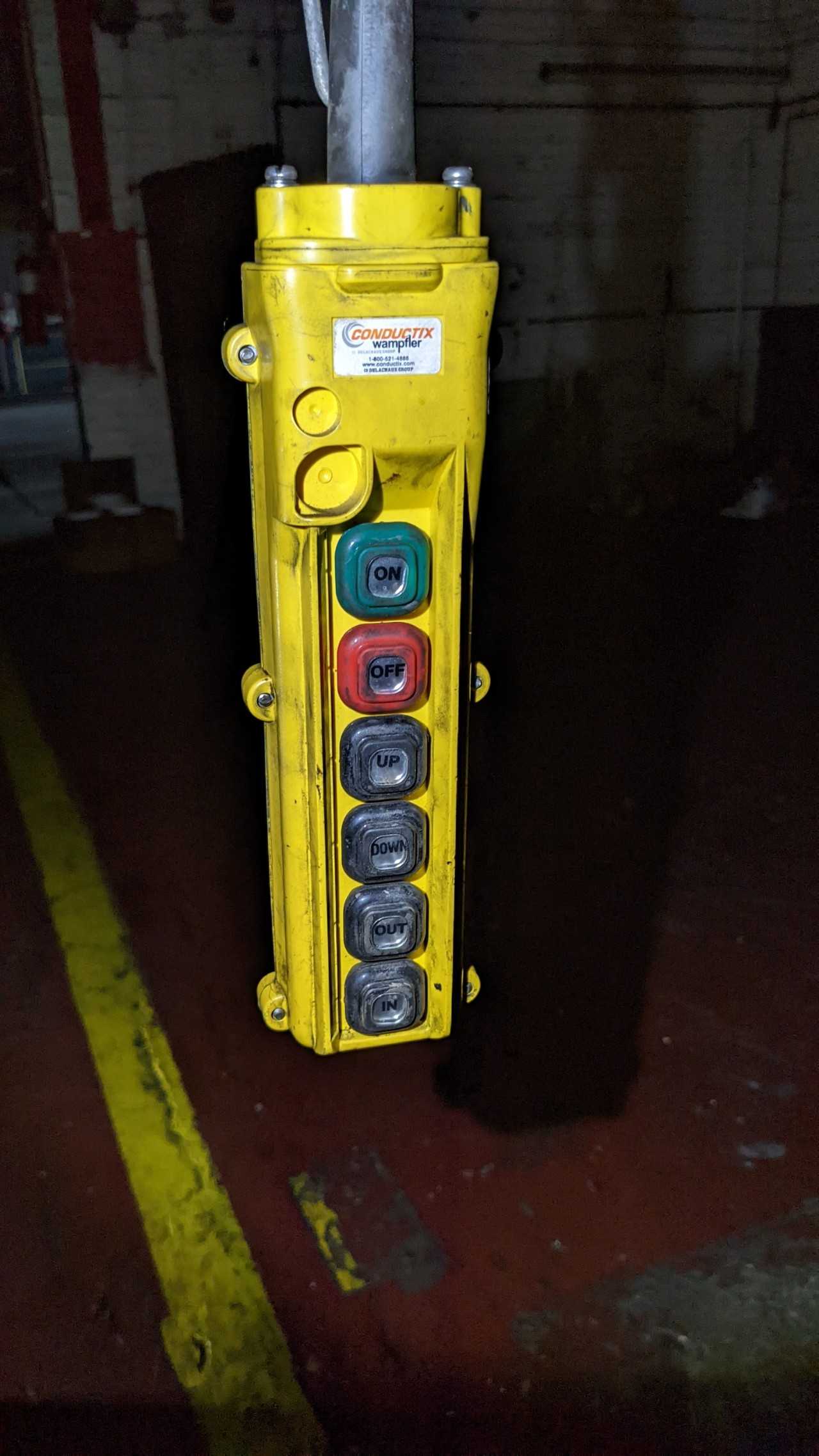 2 Ton jib crane with 2 ton Street crane hoist - CRANES