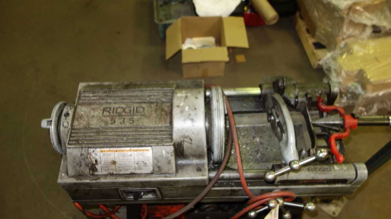 RIDGID 535 AUTOMATIC PIPE THREADER - MACHINING ACCESSORIES & TOOLING