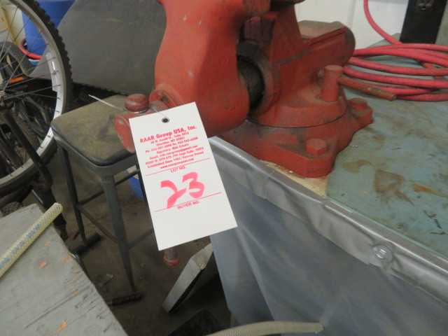 Table with Contents and Wilton Vice except for Grinder - MISCELLANEOUS