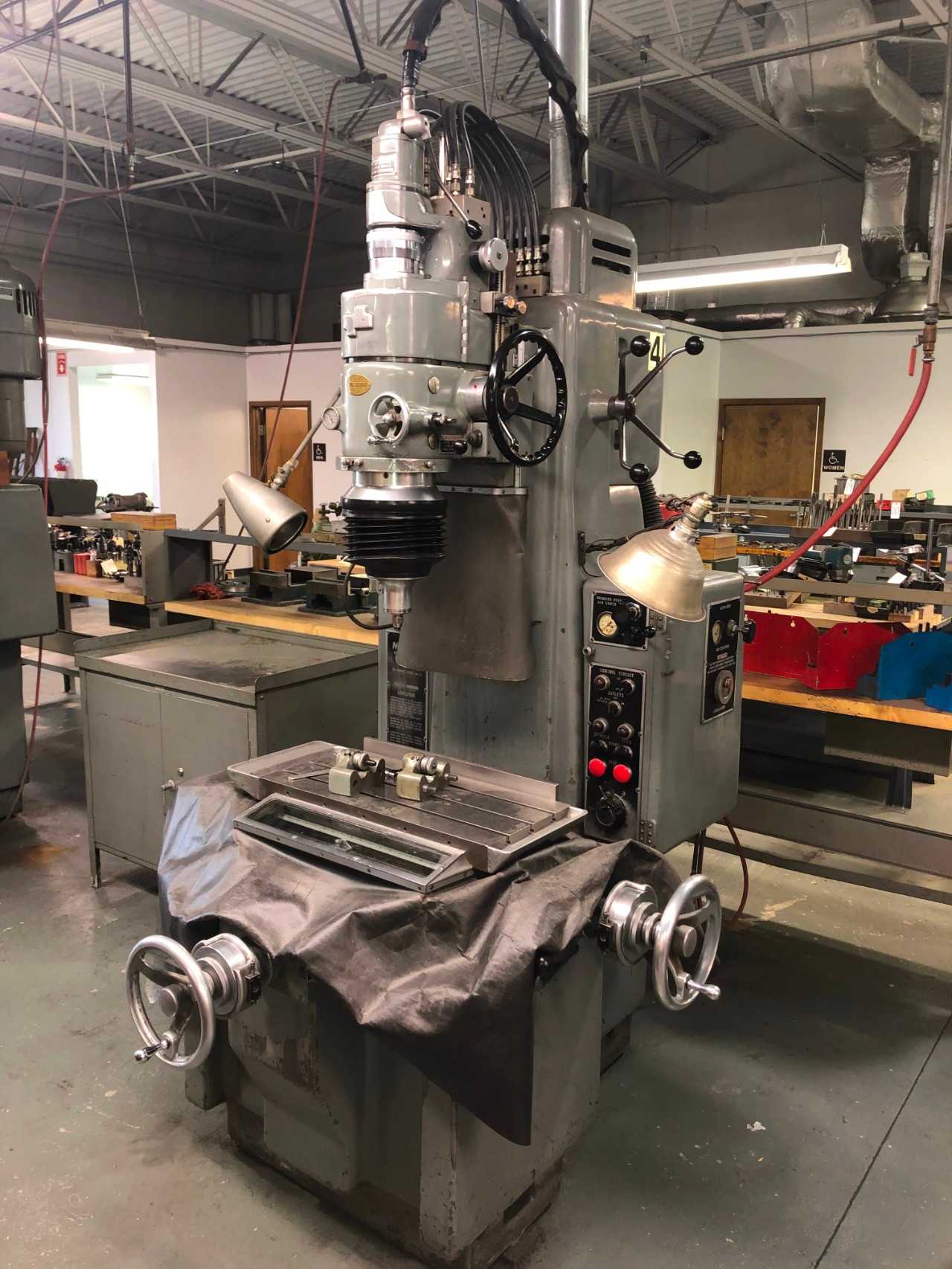 Moore #3 Jig Grinder - GRINDING MACHINES