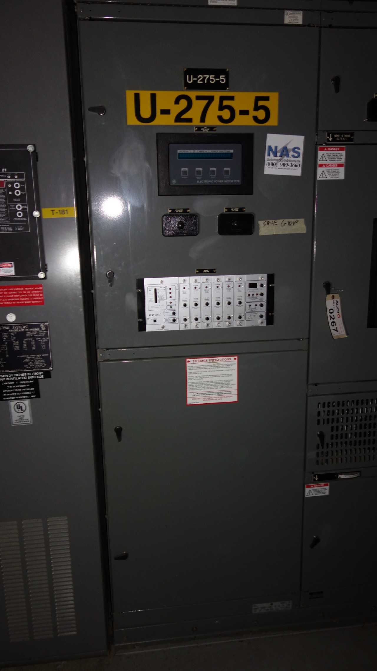 LOT OF 3 SECTIONS OF GE AKD-10 SWITCHGEAR PANELS w (5) WAVEPRO BREAKERS - SWITCHGEAR