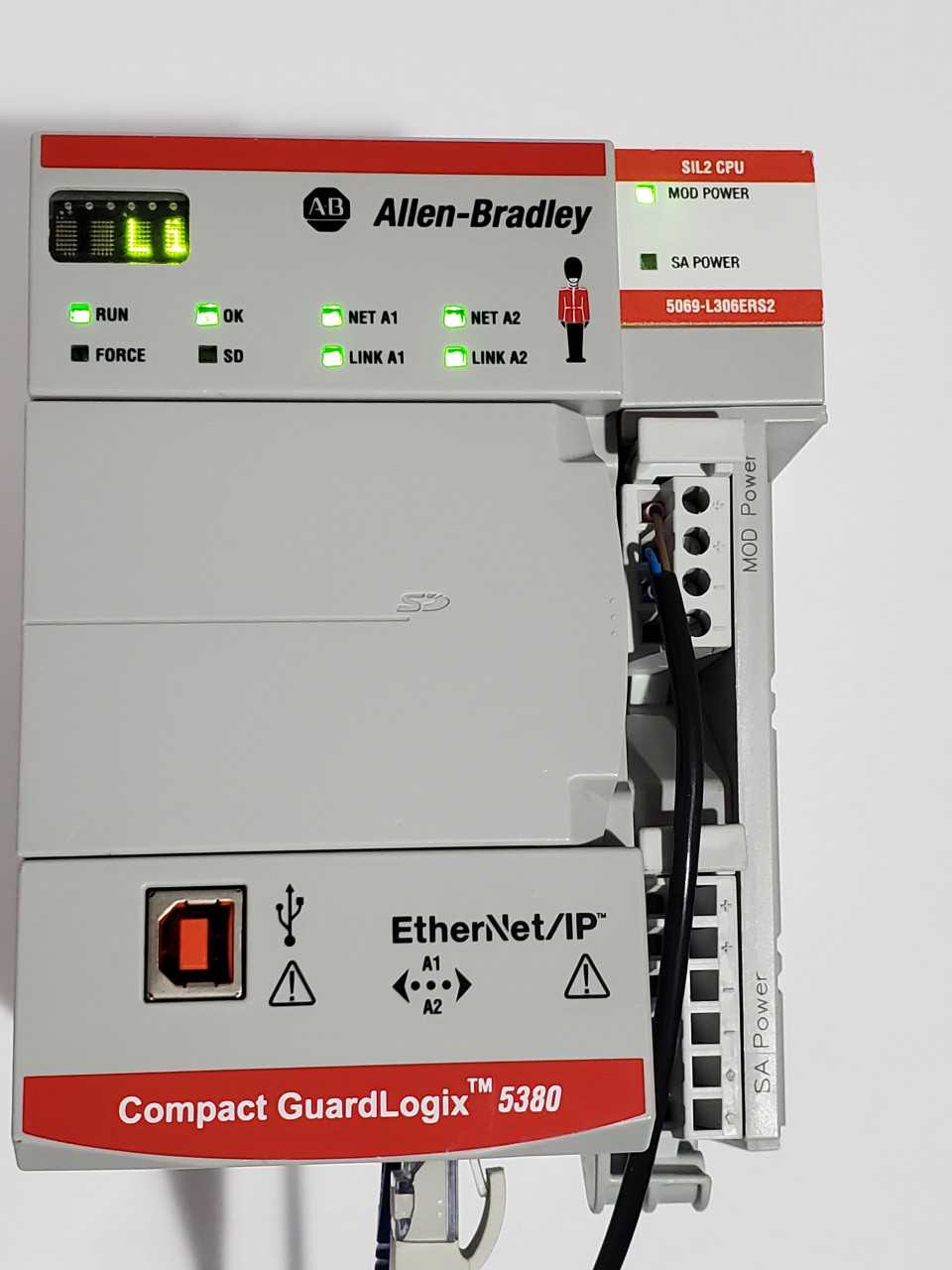 Allen Bradley CompactLogix 5069-L306ERS2 - AUTOMATION & CONTROLS