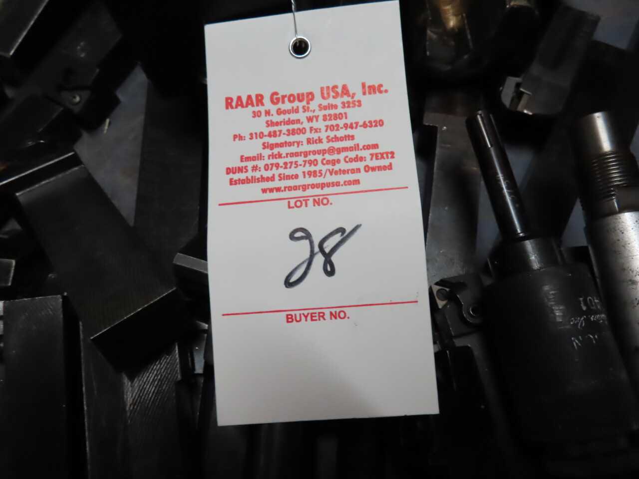 All contents on cart except presetter - MACHINING ACCESSORIES & TOOLING