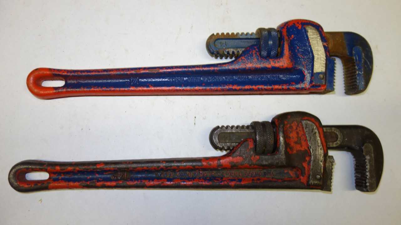 LOT OF 4 RIDGID 14 IN ADJUSTABLE PIPE WRENCHES - HAND TOOLS