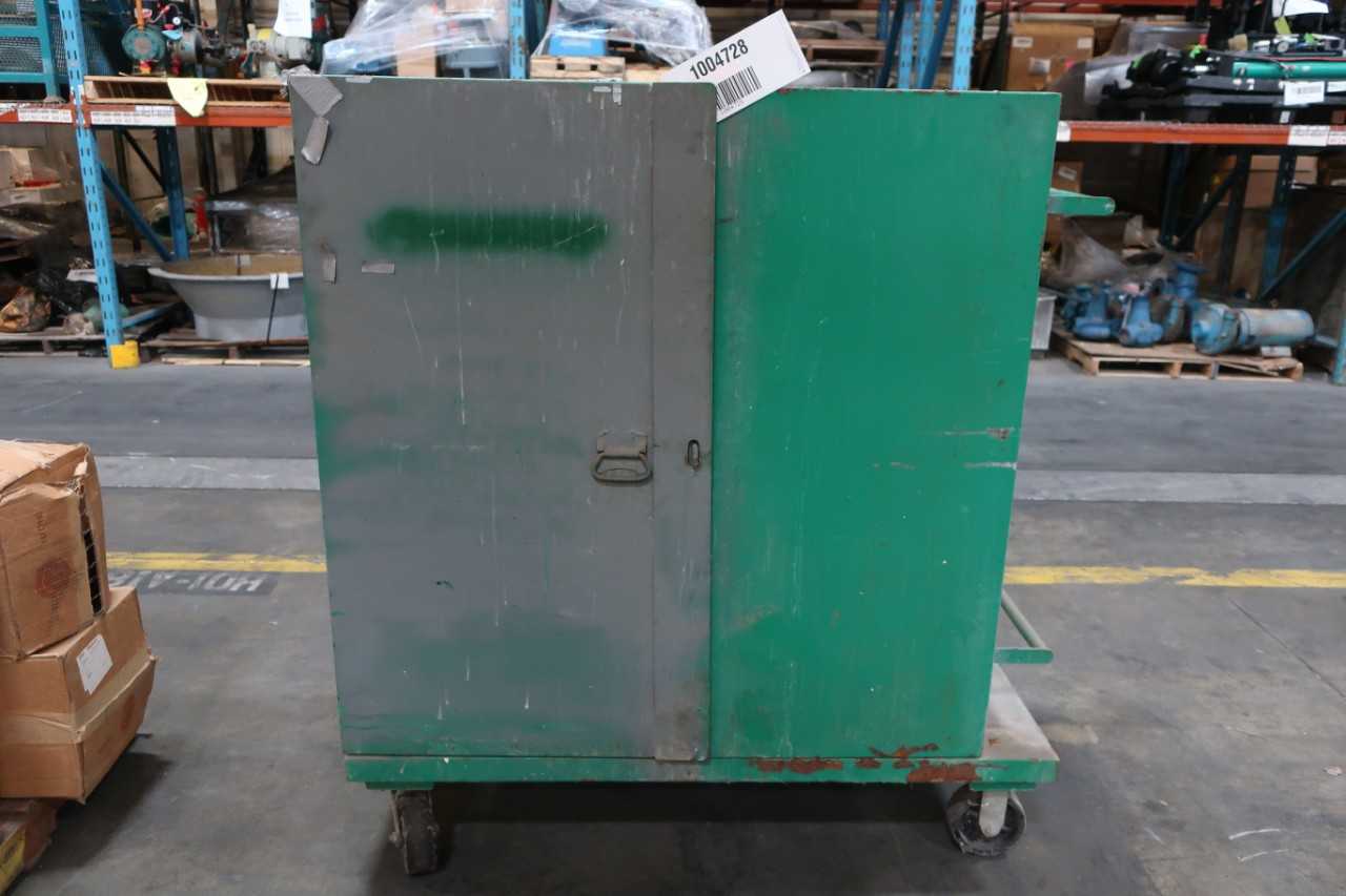 LOCKING 2 DOOR MOBILE TOOL CABINET - TOOL STORAGE