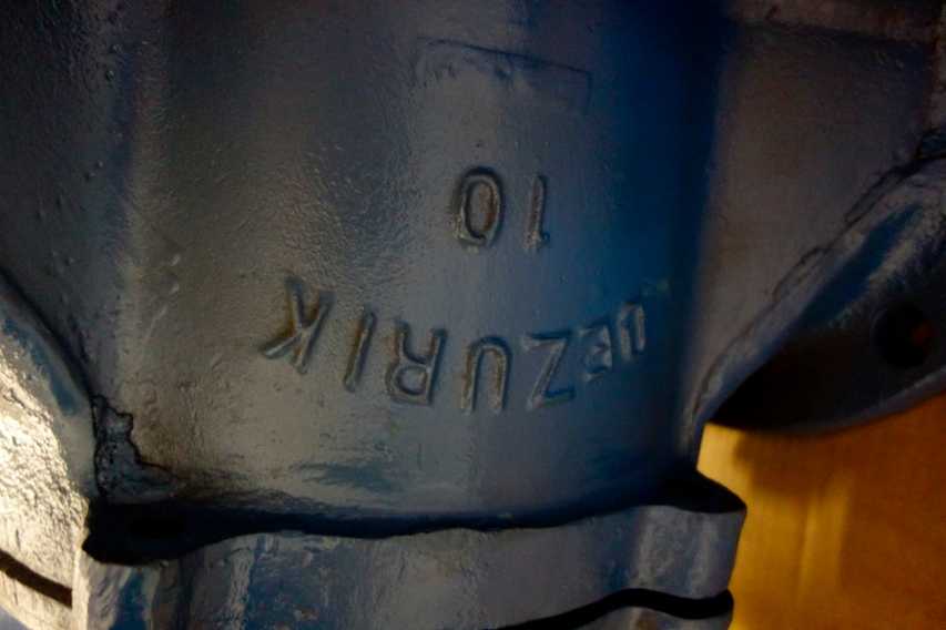 DEZURIK 3-WAY 10IN PLUG VALVE - PLUG VALVE