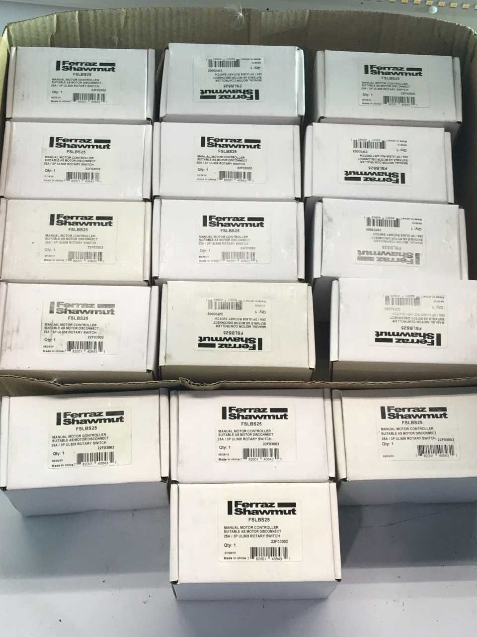 FERRAZ SHAWMUT DISCONNECT SWITCH (QTY 16) - DISCONNECT SWITCHES