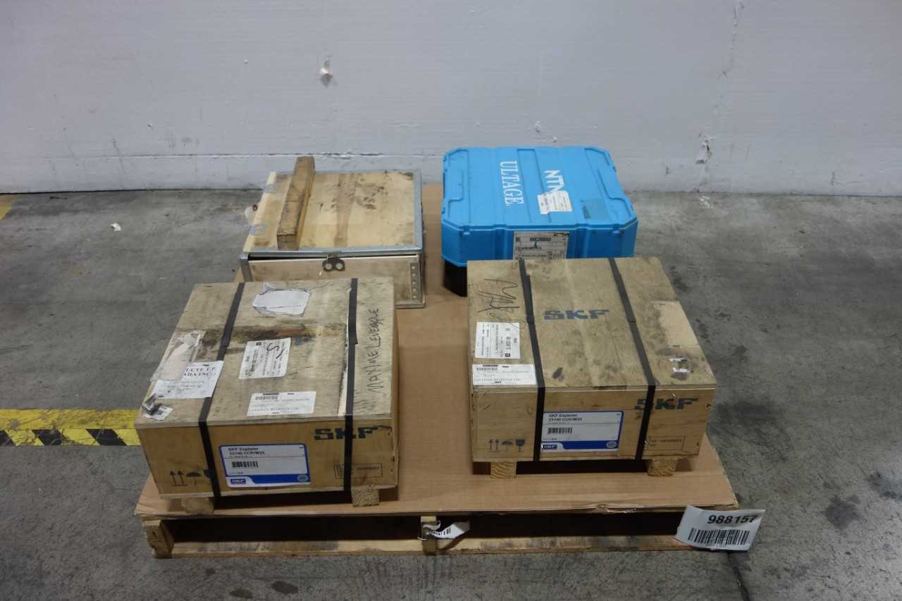 1 PALLET OF ASSORTED BEARINGS - BEARINGS
